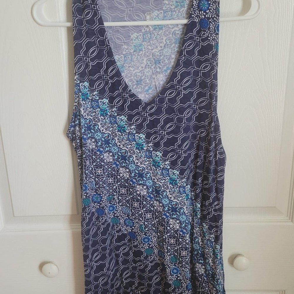Gaiam blue tank top Medium